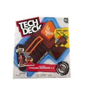 Tech Deck Pyramid Shredder 2.0 Skate Board Toy New